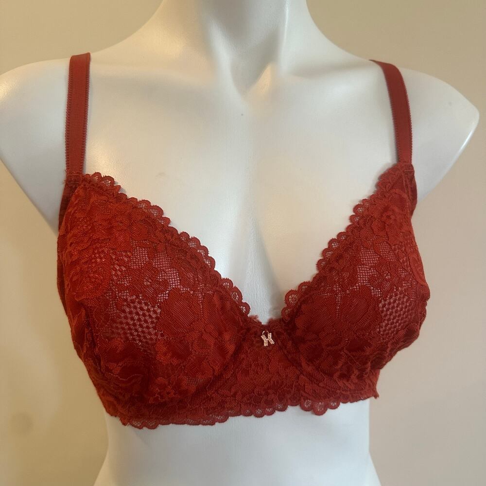 Savage x Fenty Lace Demi Spacer Bra sz 32DDD